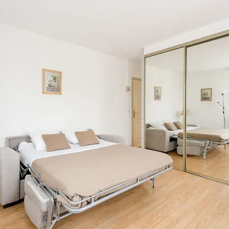 Les Josephines Aparthotel 2*